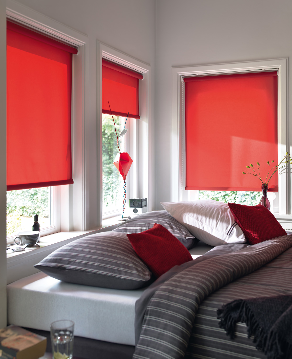 stores interieurs stores intérieurs rouleaux rouge