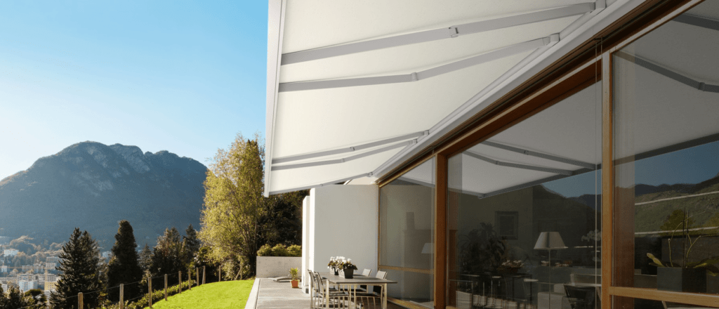 store-banne-chalet-montagne-1024×440